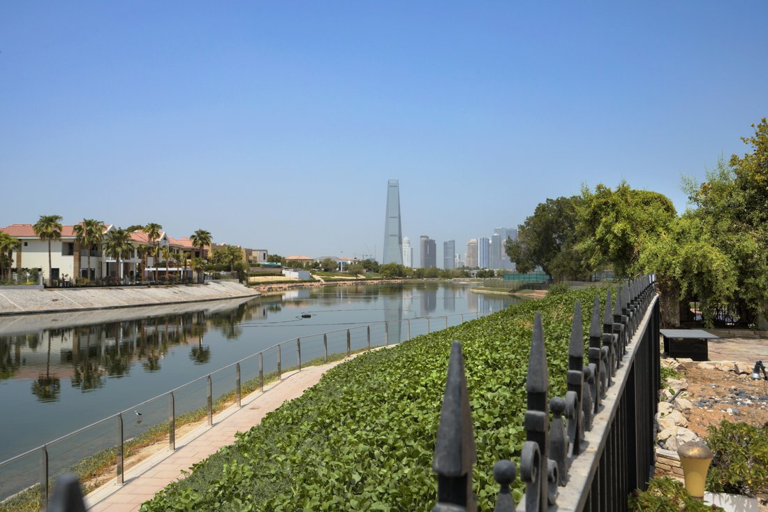 Villa in Al Wasl, Dubai, United Arab Emirates 1 - 18809350
