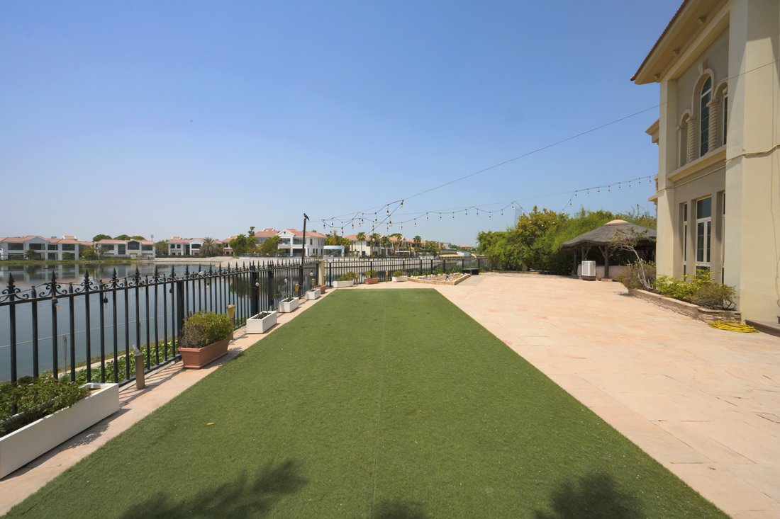 Villa in Al Wasl, Dubai, United Arab Emirates 5 - 18809350