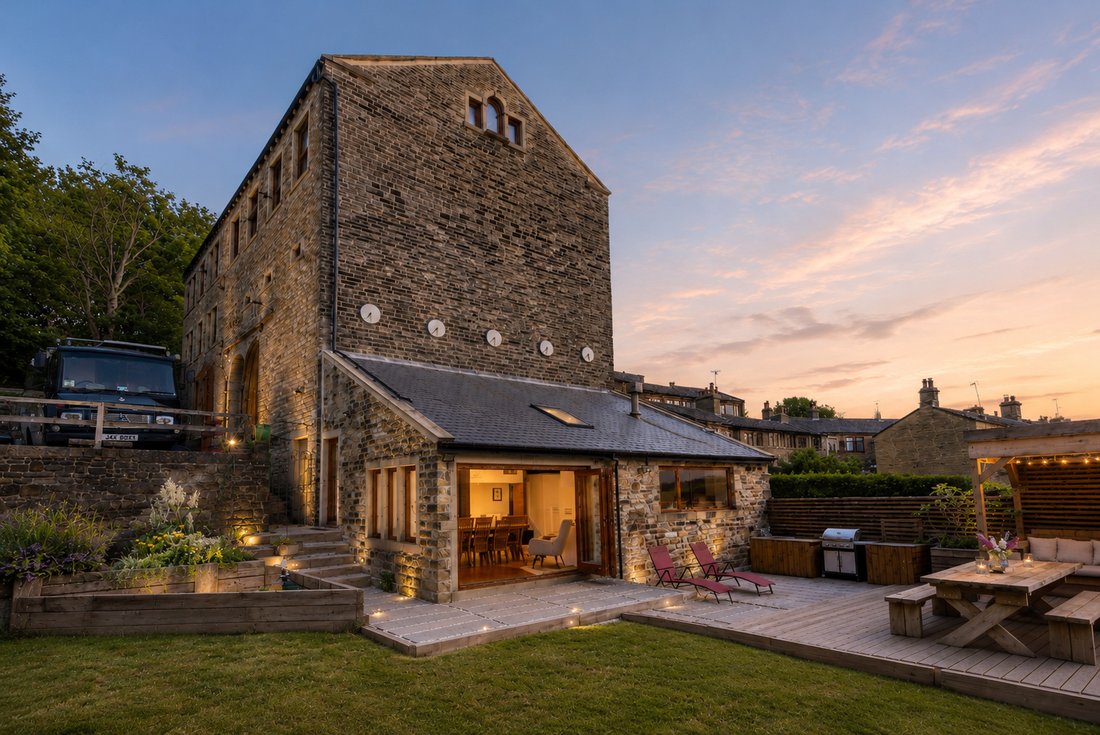 House in Bolster Moor, Kirklees, England 2 - 18809643