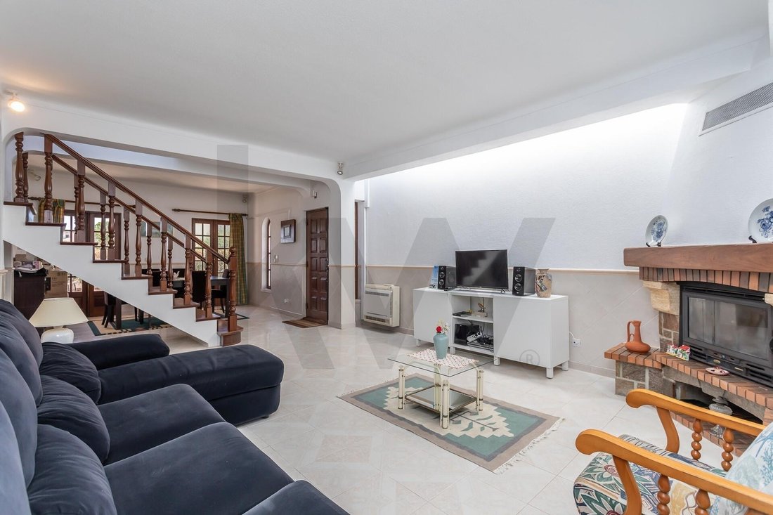 Townhouse in Charneca de Caparica e Sobreda, Setubal, Portugal 4 - 18809960
