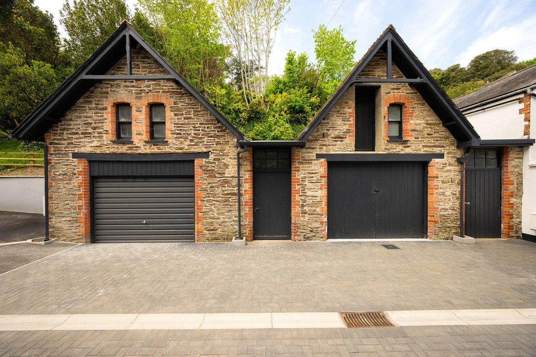 House in Ilfracombe, England 3 - 18809690