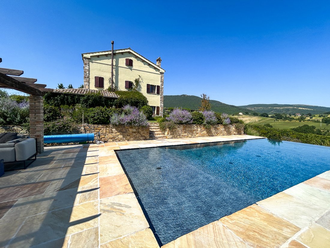 Villa in Treia, Marken, Italien 1 - 18809499