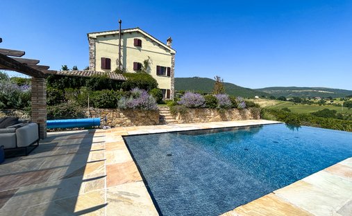 Villa in Treia, Marche, Italy 1