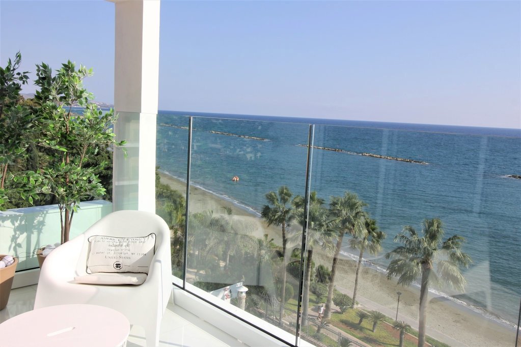 Apartment in Agios Tychon, Limassol, Cyprus 1 - 18809648
