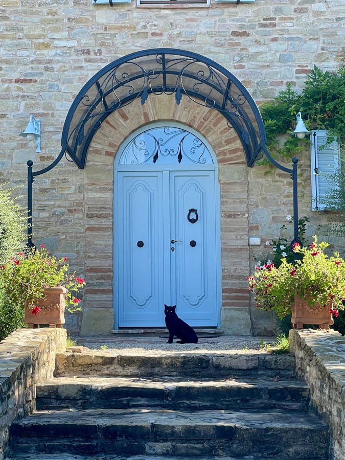 Villa in Falerone, Marche, Italy 2 - 18809462