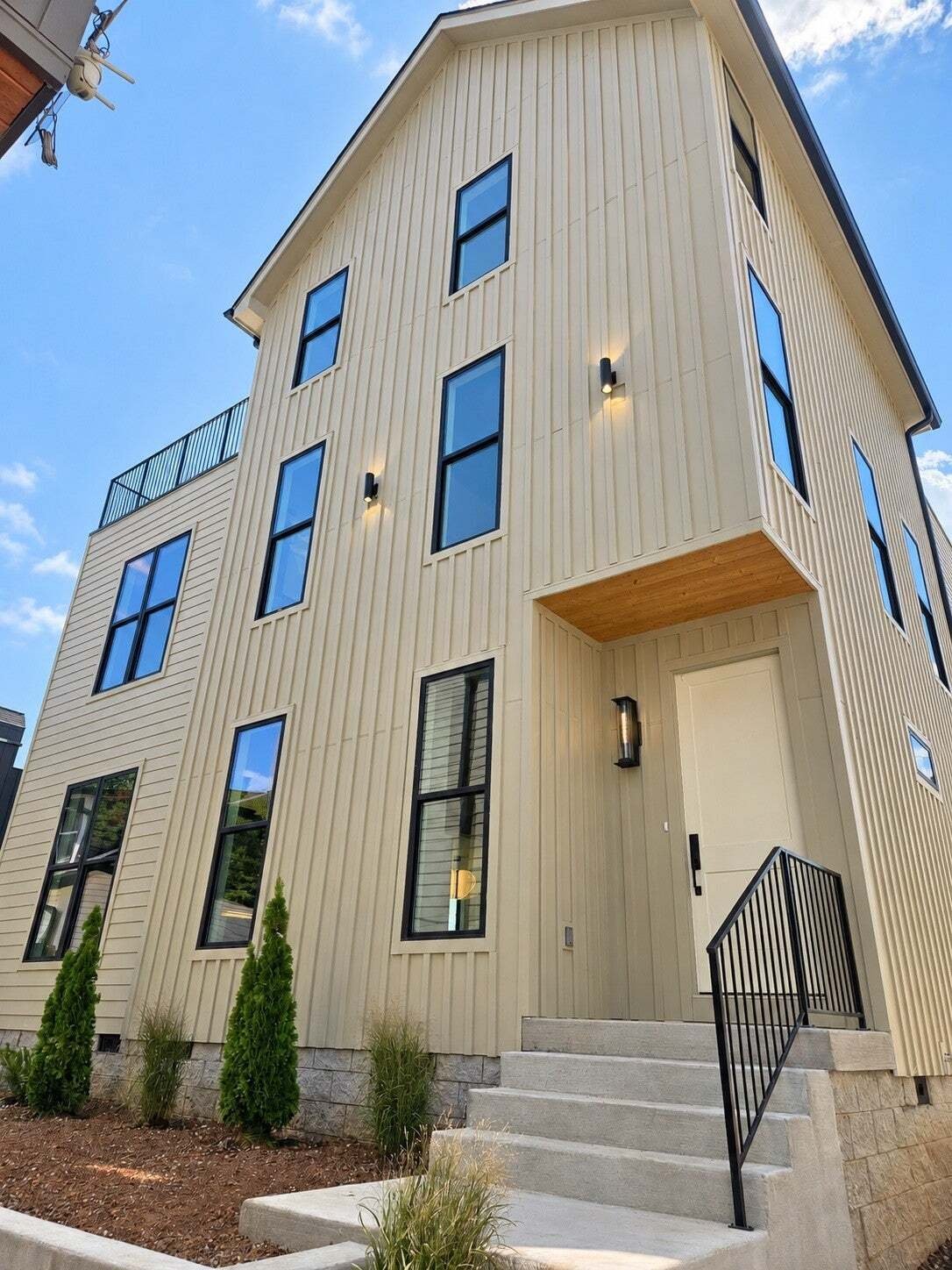 Co Op in Nashville, Tennessee, United States 1 - 18809804