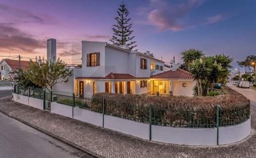 Townhouse en Charneca de Caparica y Sobreda, Setúbal Municipality, Portugal 1