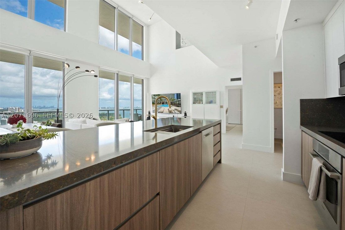 Condominio a Miami, Florida, Stati Uniti 1 - 18809763
