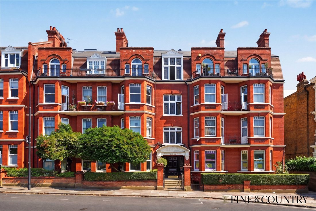 Apartment in West Hampstead, Camden, England 1 - 18809775
