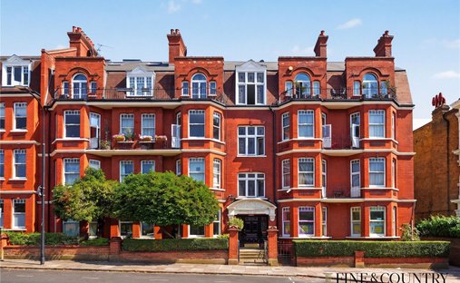 Apartment in West Hampstead, Camden, England 1