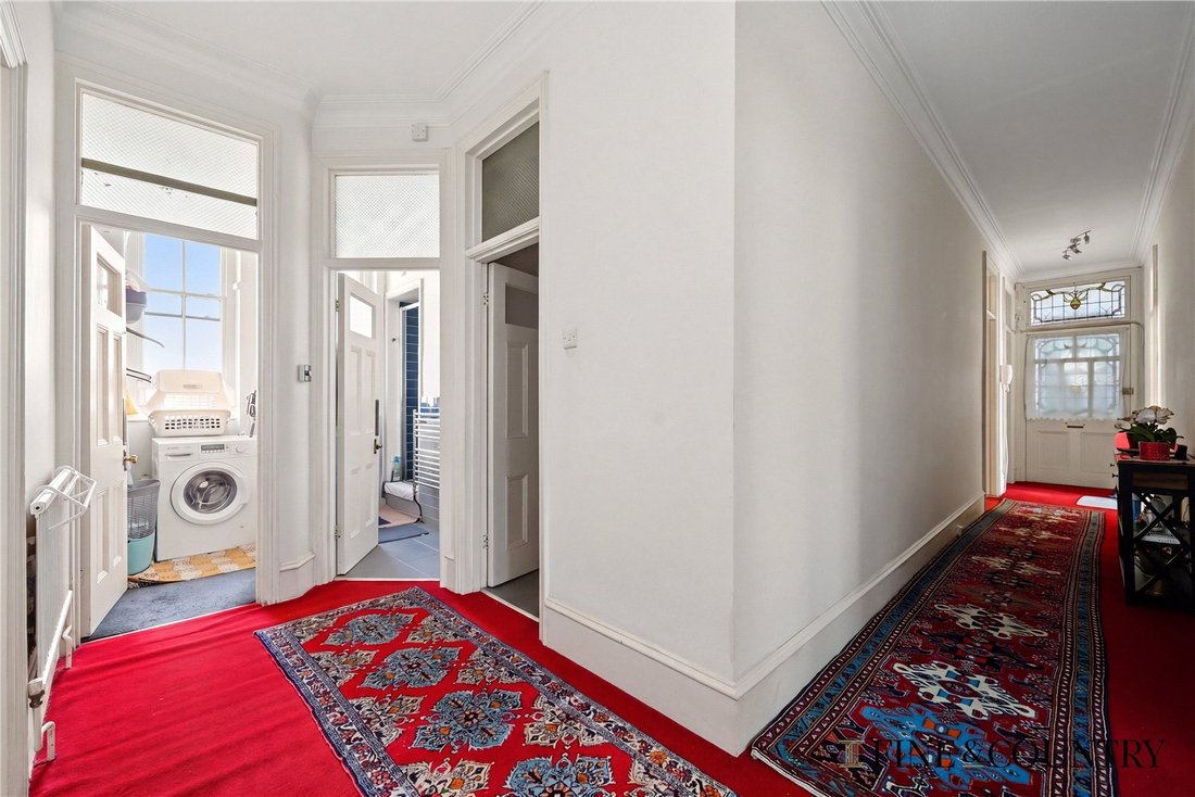 Apartment in West Hampstead, Camden, England 4 - 18809775