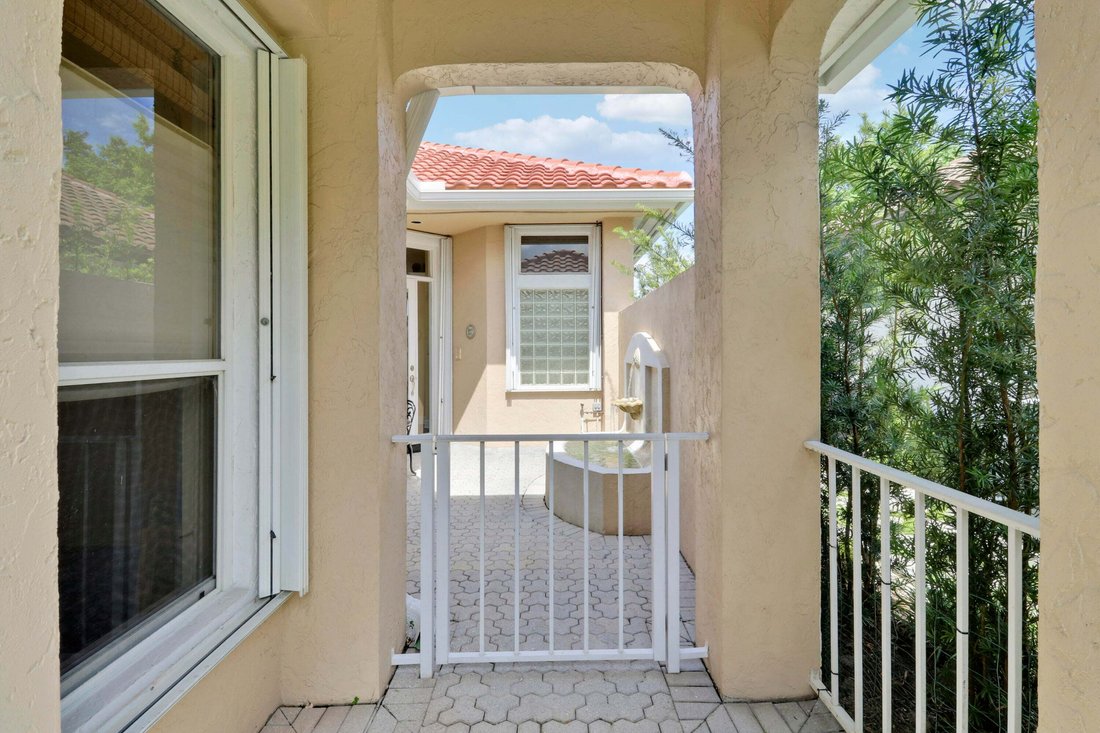 Maison à West Palm Beach, Floride, États-Unis 2 - 18809540