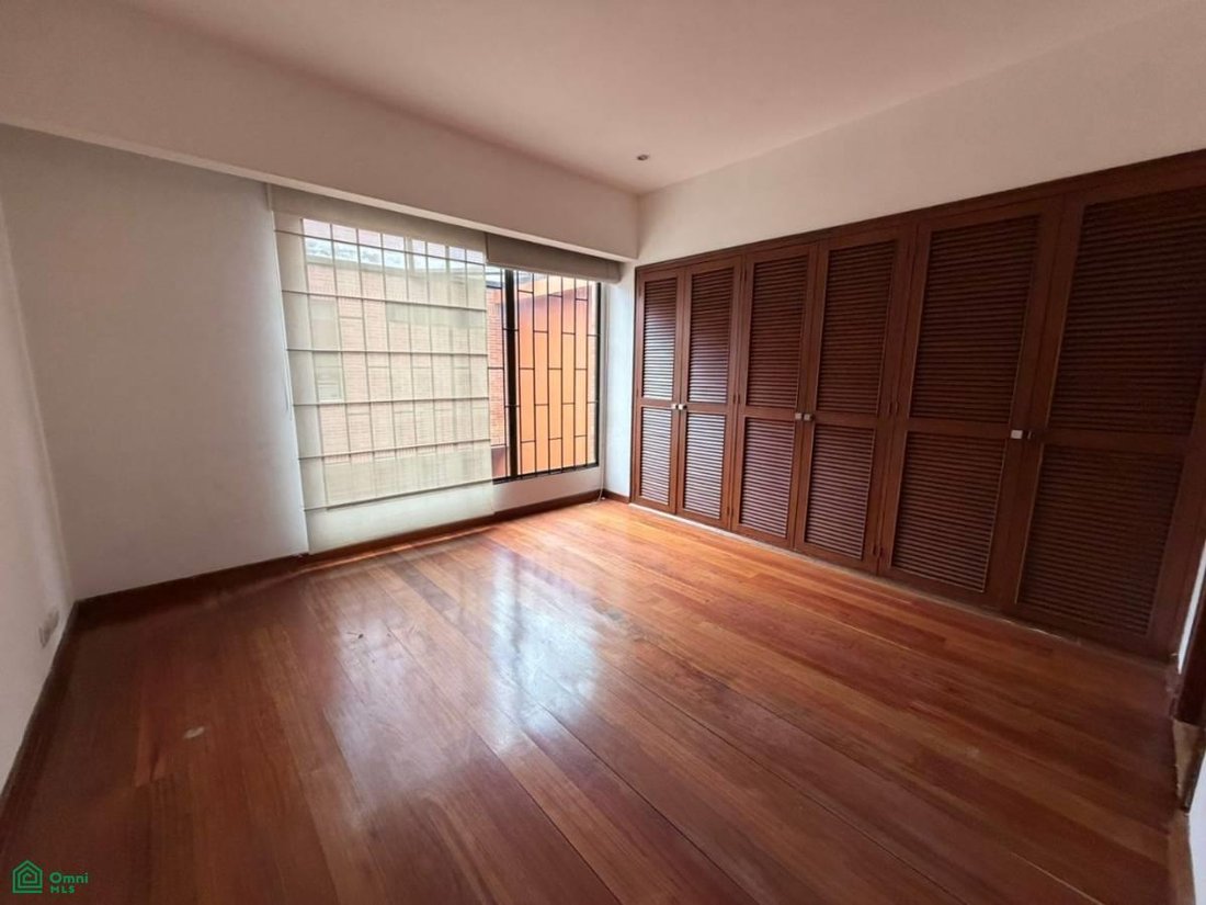 Condo in Bogota, Bogotá, Colombia 4 - 18809489