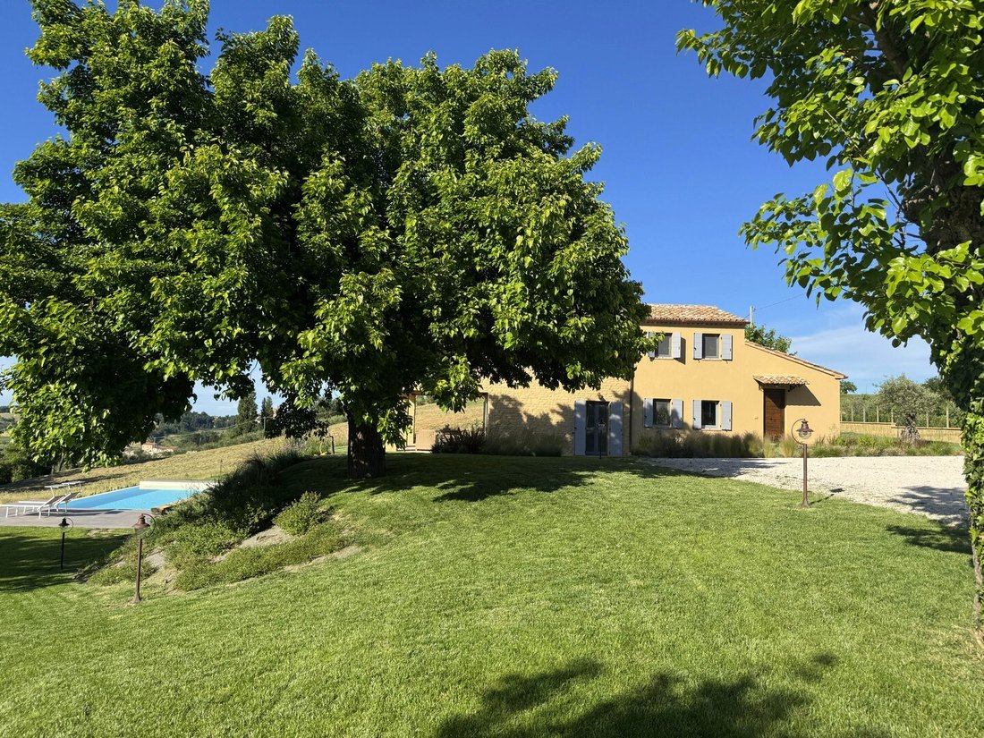Casa di campagna a Montecarotto, Marche, Italia 4 - 18809635