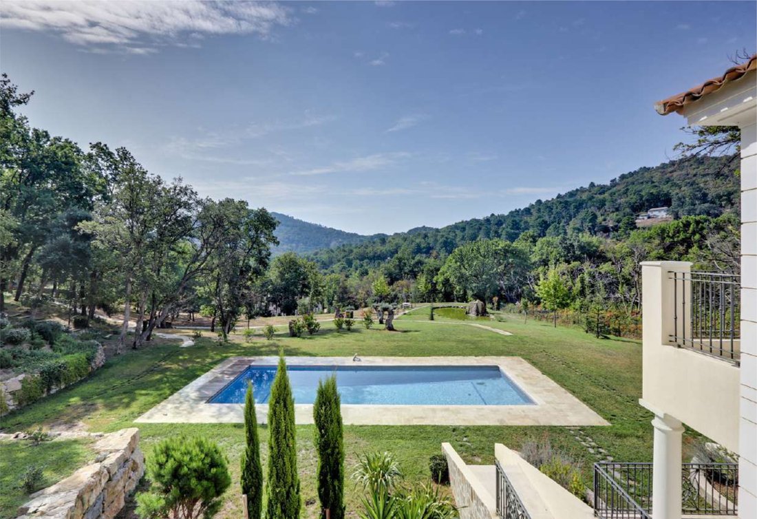 Villa en La Garde, Provenza-Alpes-Costa Azul, Francia 5 - 18809539