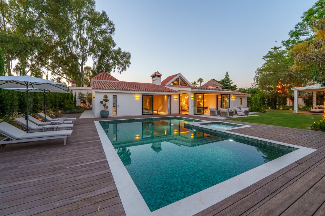 Villa a Nueva Andalucía, Marbella, Spagna 2 - 18809974
