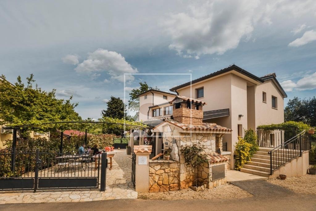 Maison à Poreč, Istrie, Croatie 1 - 18810024