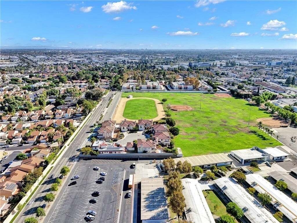 Casa en Placentia, California, Estados Unidos 4 - 18809862