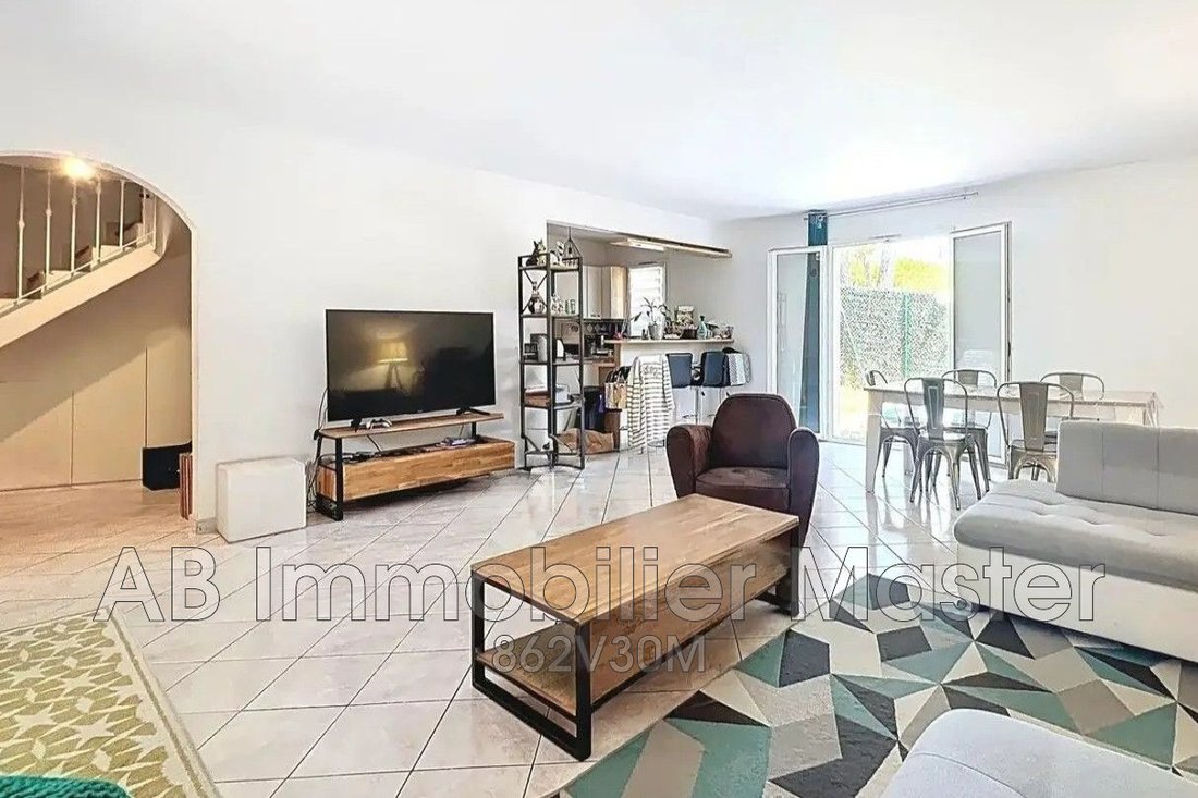 Villa in Vaug, Villeneuve-Loubet, France 5 - 15831939