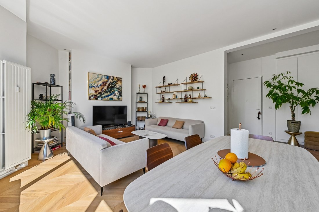 Apartment in Bois de Boulogne, Paris 16e Arrondissement, Paris 5 - 18810271