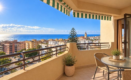 Penthouse in Estepona, Andalusia, Spain 1