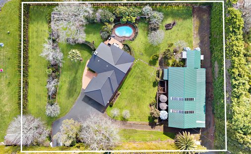 House in Kumeu, Auckland, New Zealand 1