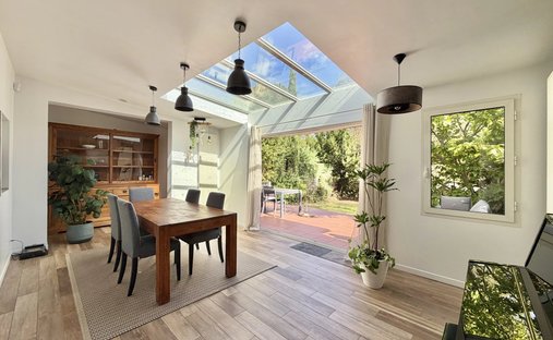 House in Les Pierres Beurres, Verrières-le-Buisson, France 1