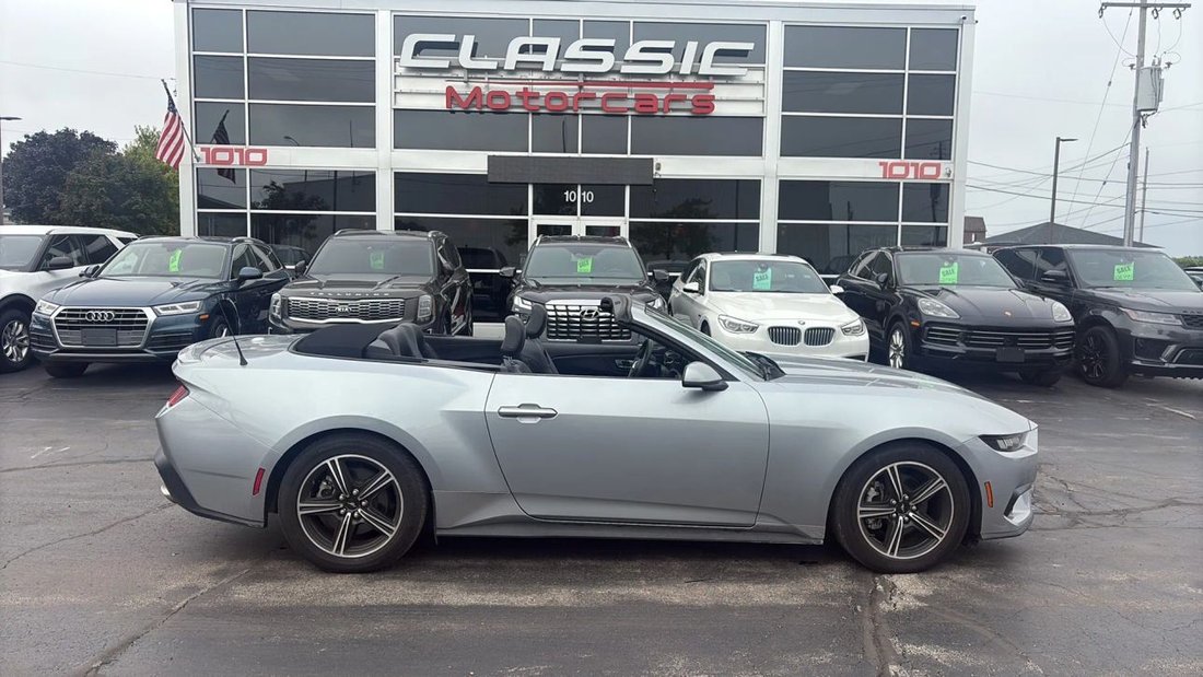 Cabriolet in Milwaukee, WI, United States 1 - 18810519
