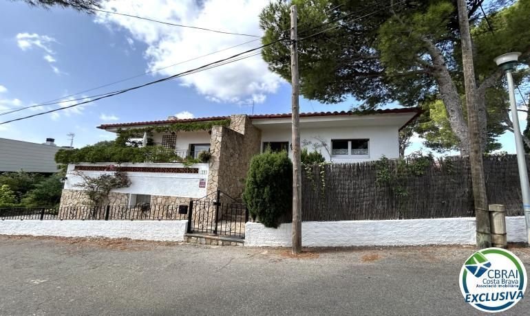 Haus in Llanca, Katalonien, Spanien 3 - 18810464