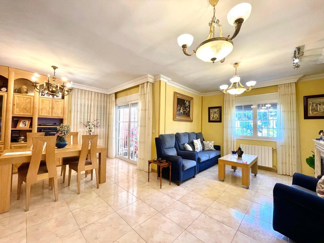 Villa a Rivas-Vaciamadrid, Madrid, Spagna 2 - 18810440