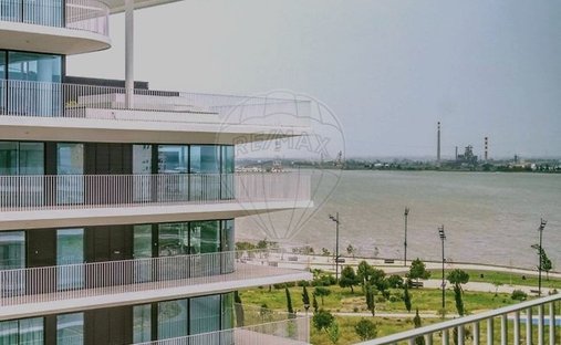 Apartment in Alto do Seixalinho, Santo Andre e Verderena, Setubal, Portugal 1