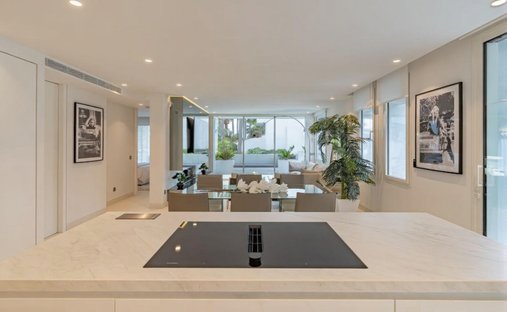 Apartment in Golden Mile, Andalusia, Spain 1