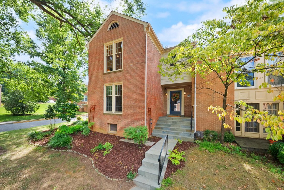 Townhouse en Pimmit Hills, Virginia, Estados Unidos 1 - 18810502