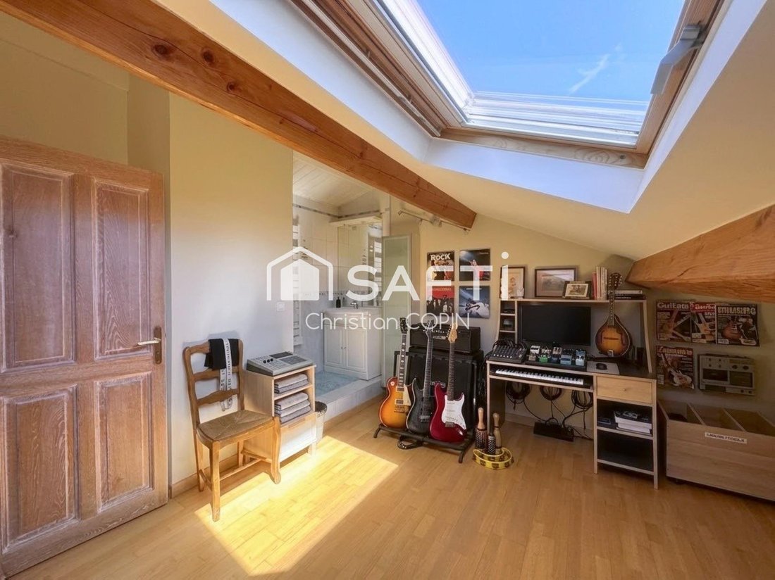 Apartamento en Aguillon, Tolón, Francia 4 - 18810997
