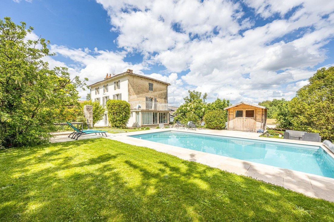 House in Saint-Gelais, Nouvelle-Aquitaine, France 2 - 17895114