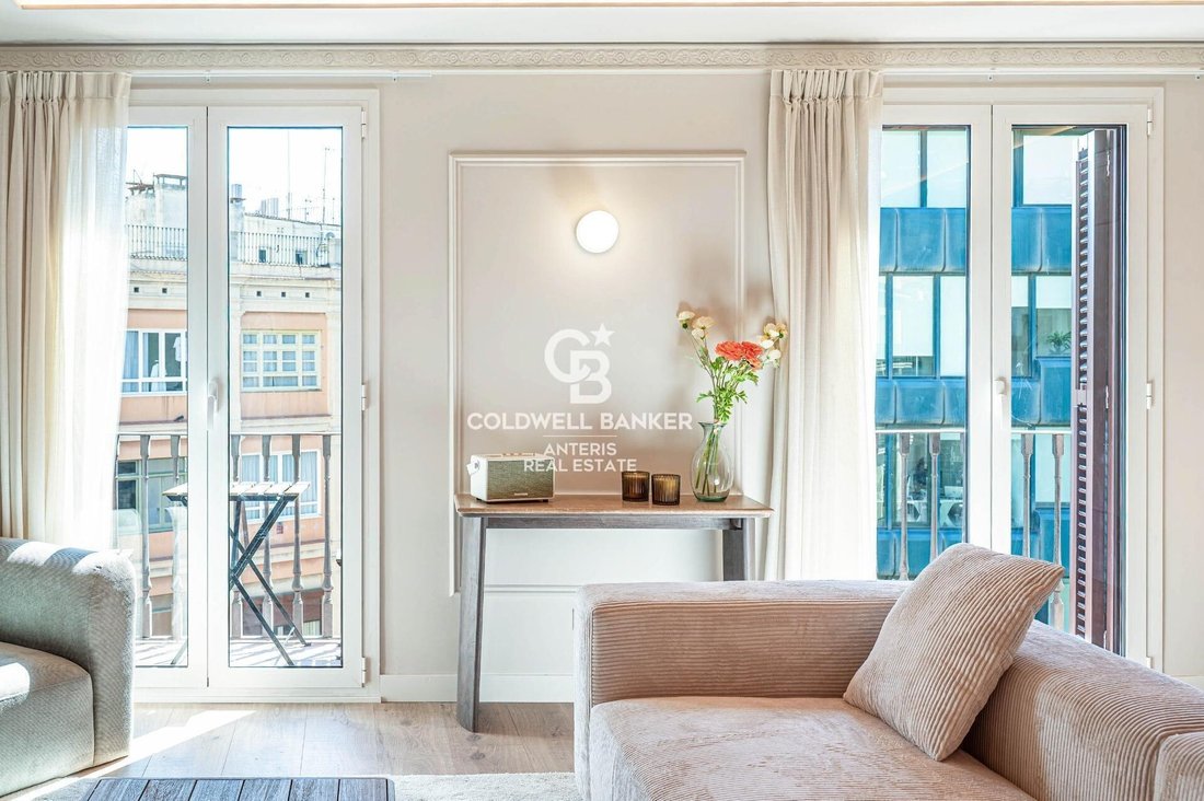 Apartamento en Eixample, Barcelona, España 5 - 18810650