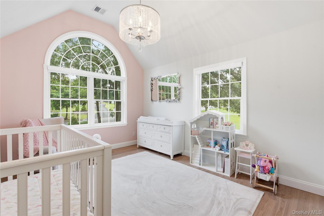 Casa en Commack, Nueva York, Estados Unidos 1 - 18810496