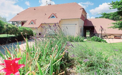 Casa a Seligney, Borgogna-Franca Contea, Francia 1
