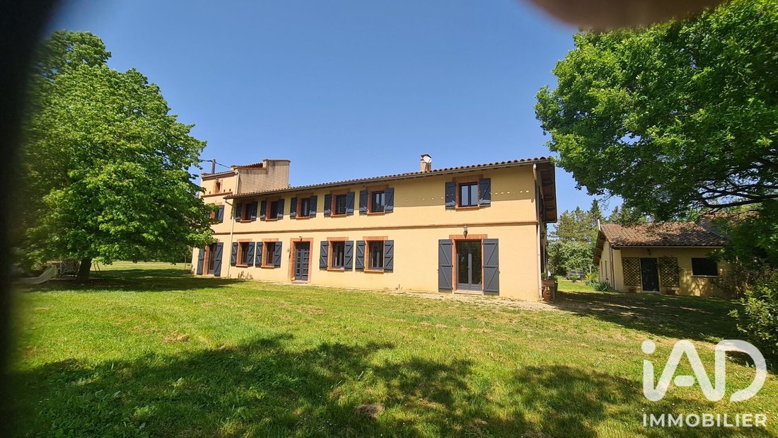 Casa en Le Burgaud, Occitania, Francia 3 - 18812485