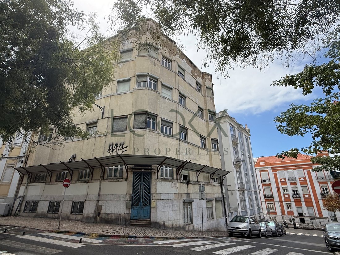 Apartment in Arroios, Lisbon, Portugal 3 - 18810658