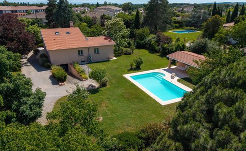 Casa a Brax, Occitania, Francia 1