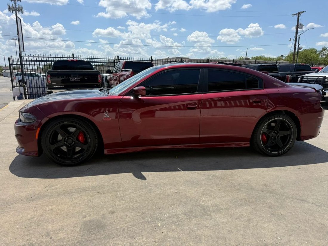 Sedan in San Antonio, TX, United States 5 - 18810541