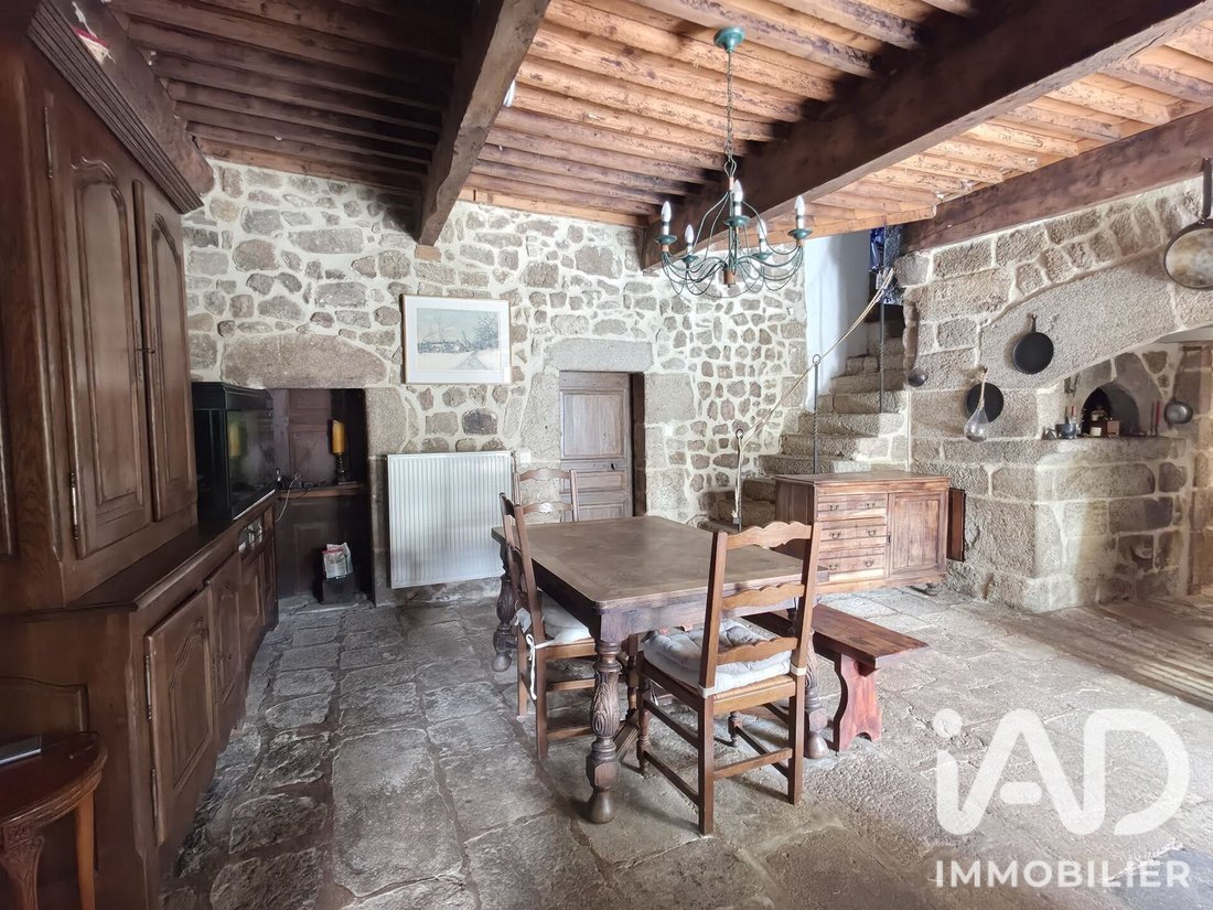 Haus in Bozas, Auvergne-Rhone-Alpen, Frankreich 4 - 18812410
