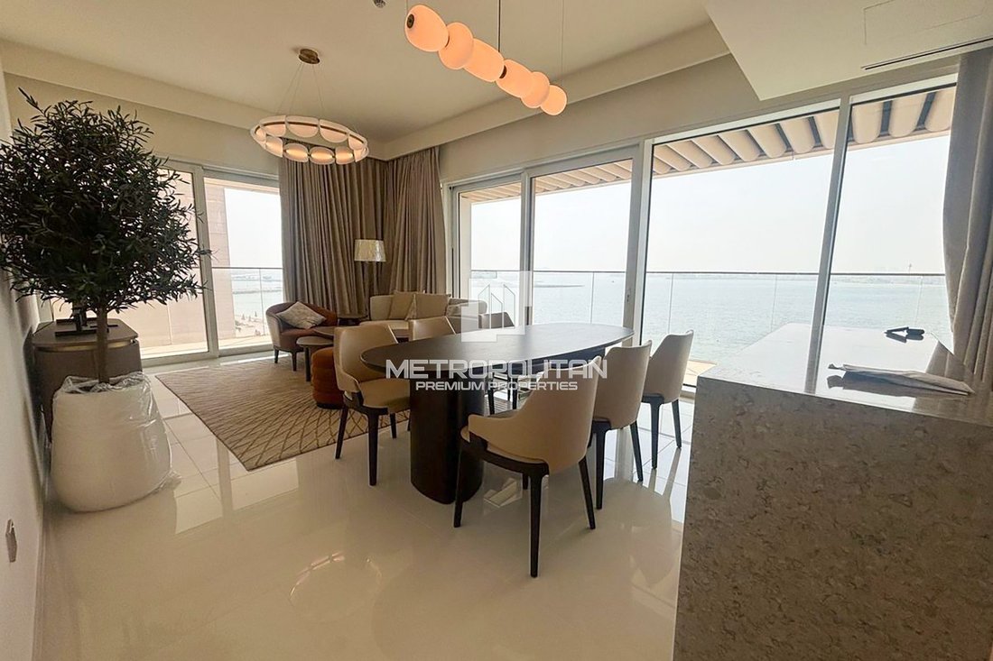 Apartment in Dubai Harbour, Dubai, United Arab Emirates 2 - 18810590