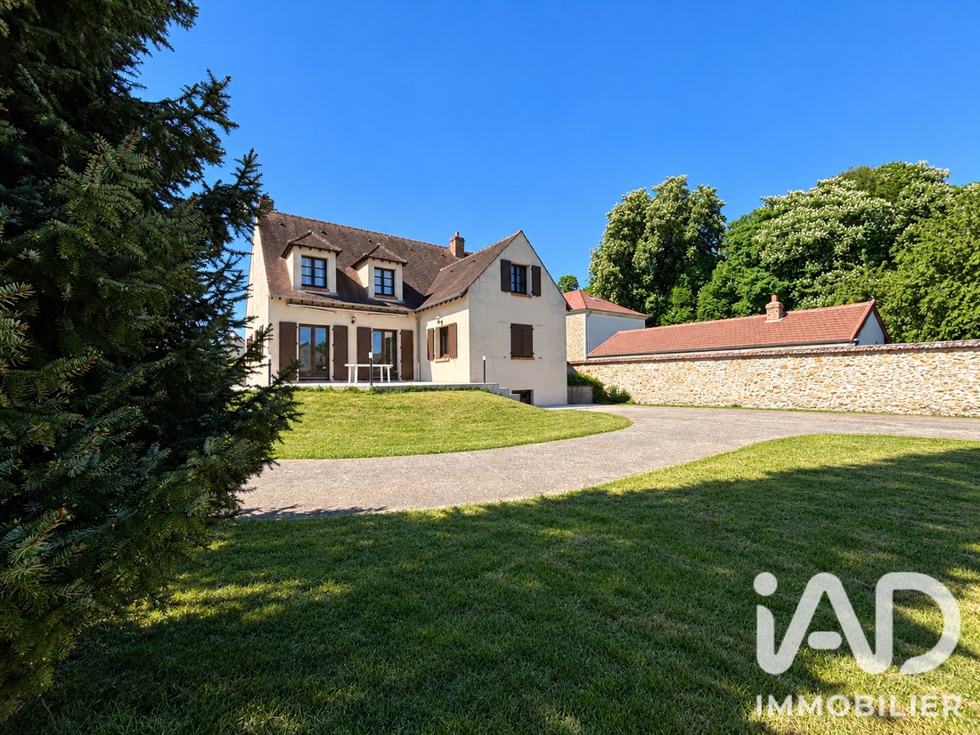 House in Liverdy-en-Brie, Ile-de-France, France 1 - 18050700