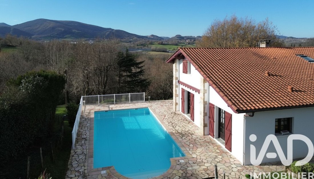 House in Mendi-Choko-Karrikatxar-Olhette, Urrugne, France 1 - 17021956