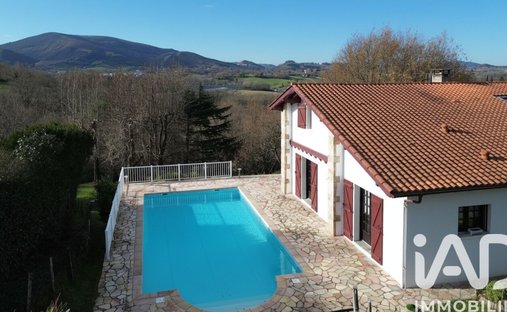 Casa en Mendi-Choko-Karrikatxar-Olhette, Urrugne, Francia 1