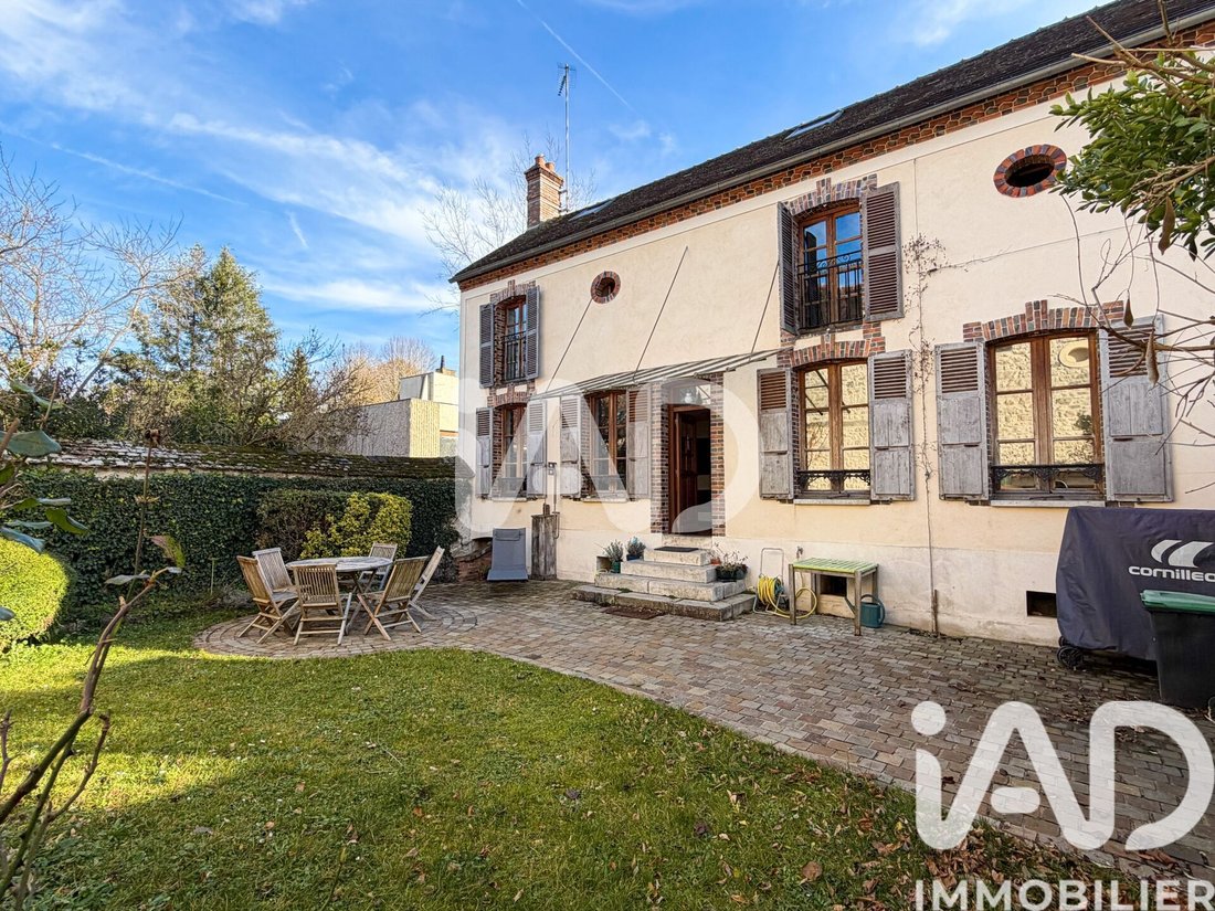 Casa en Grez-sur-Loing, Isla de Francia, Francia 1 - 18812291
