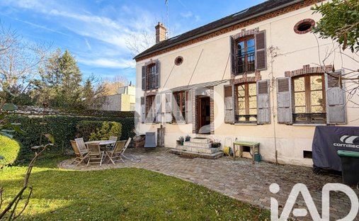 Casa en Grez-sur-Loing, Isla de Francia, Francia 1