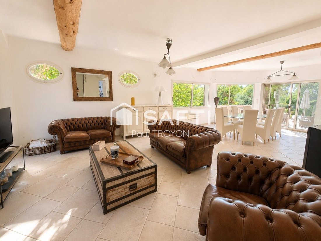 House in Ganteaume, Aubagne, France 2 - 18803281